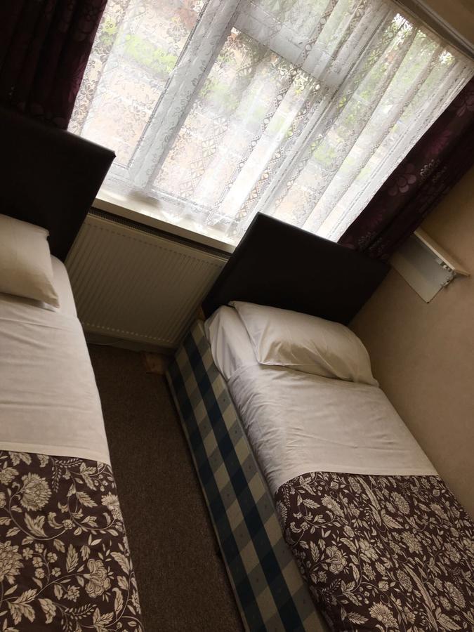 Twin Room with ensuite
