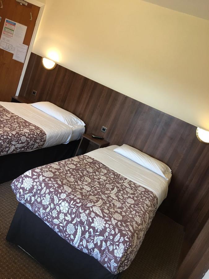 Triple Room with ensuite