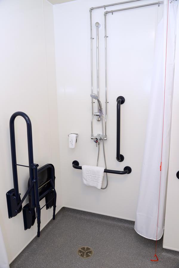 Chambre Lits Jumeaux pour Personnes à Mobilité Réduite