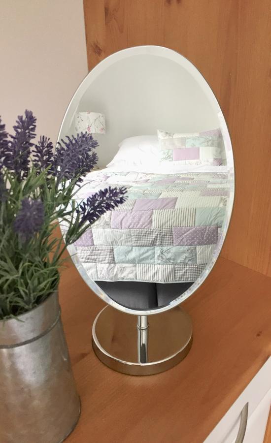 Chambre Double ou Lits Jumeaux avec Salle de Bains Privative