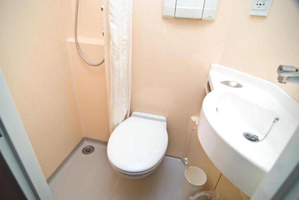 Single Room,64162702:JPEG