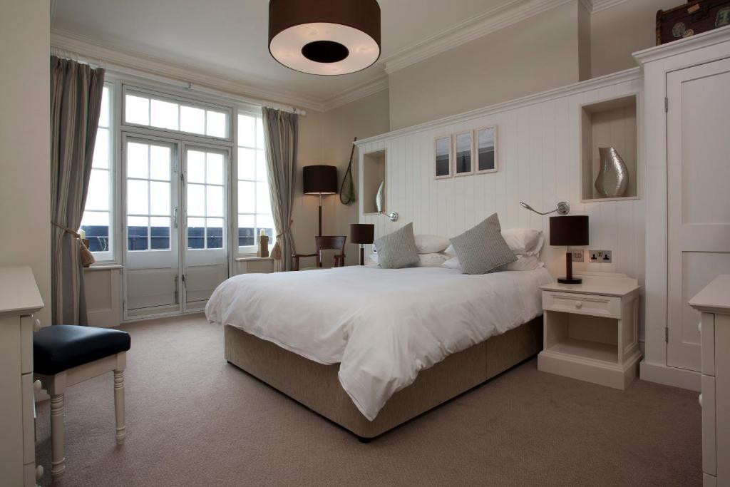 Superior Double Room with Balcony & Sea View,121343424:JPEG