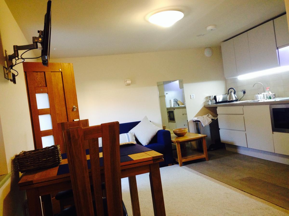 Two-Bedroom Apartment,646369785:JPEG