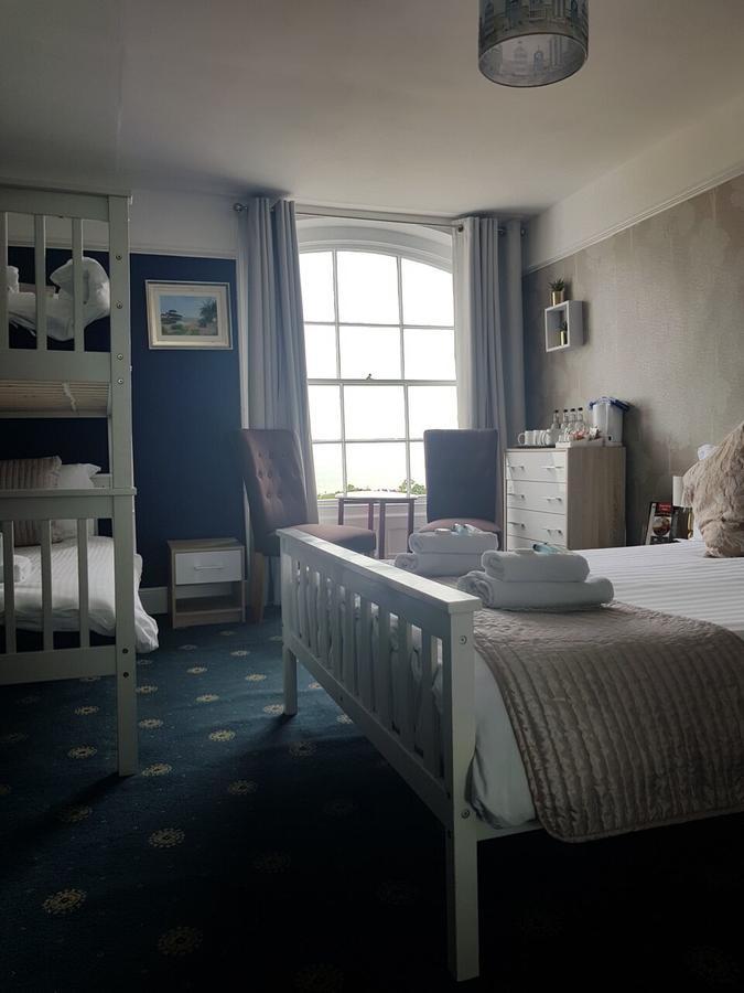 Quadruple Room with Sea View,653897418:JPEG