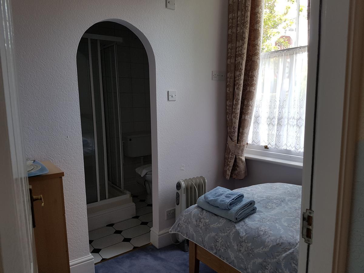 Chambre Simple avec Salle de Bains Privative