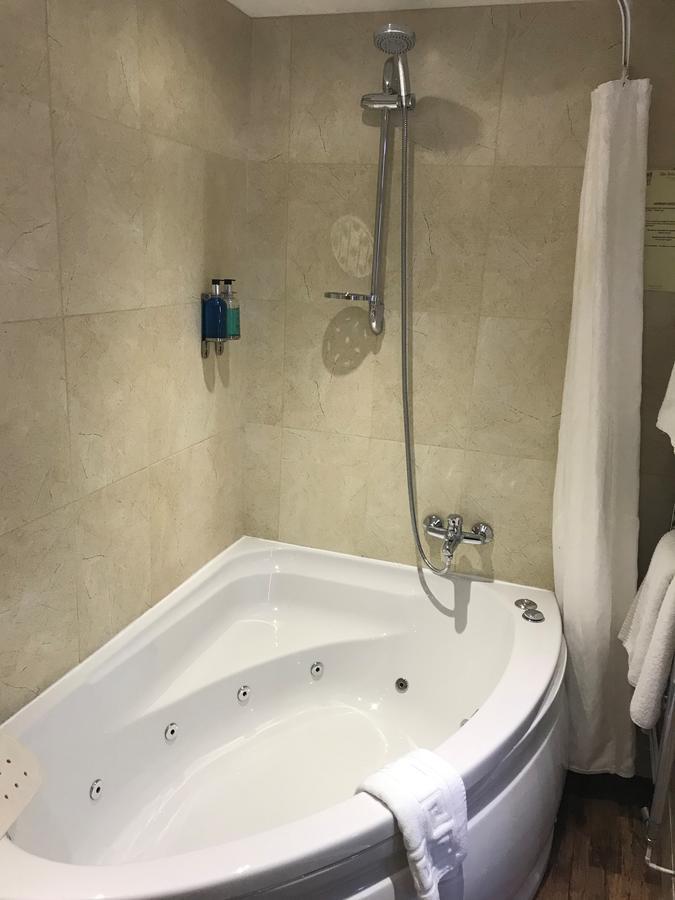 King Room with Spa Bath,662766576:JPEG