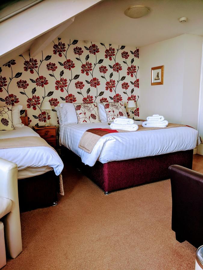 Deluxe Double or Twin Room with Sea View - Third Floor