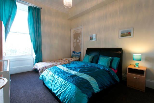 Chambre Triple avec Salle de Bains