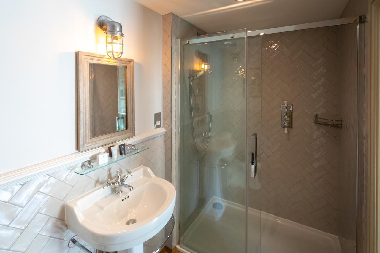 Superior King Room,666278841:JPEG