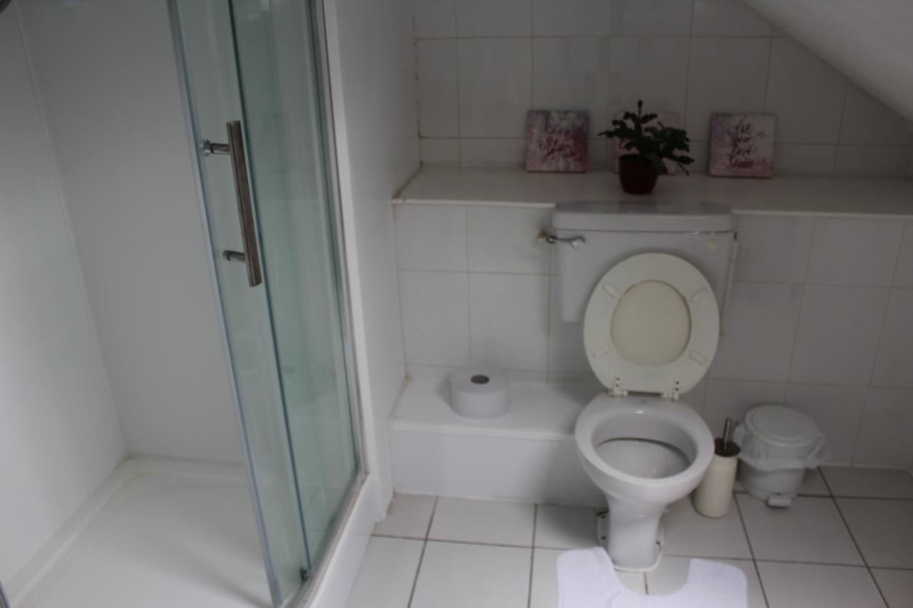 Double Room with Shared Bathroom,670142355:JPEG