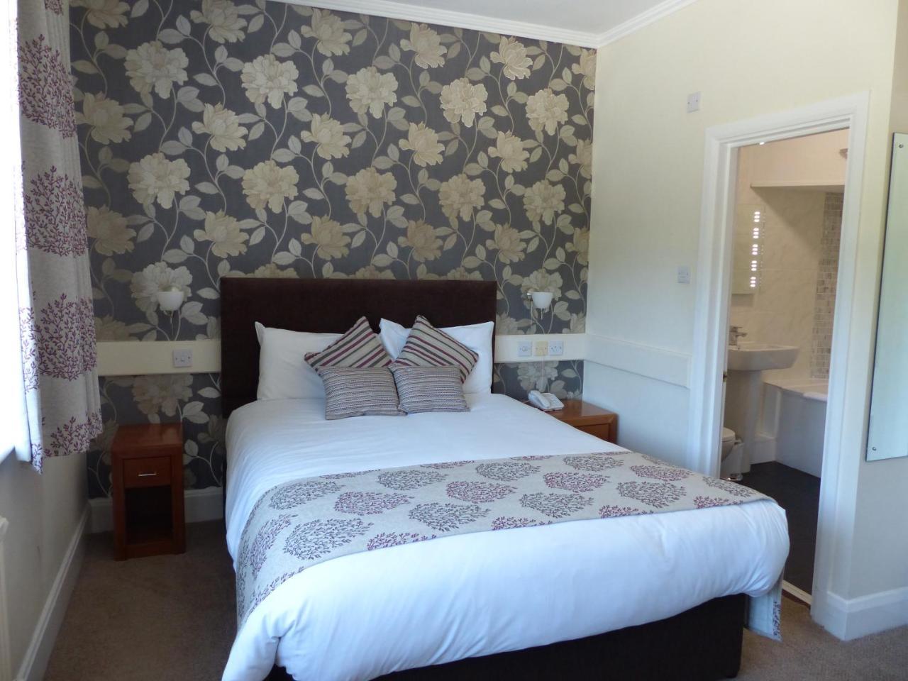 Double Room,695879451:JPEG