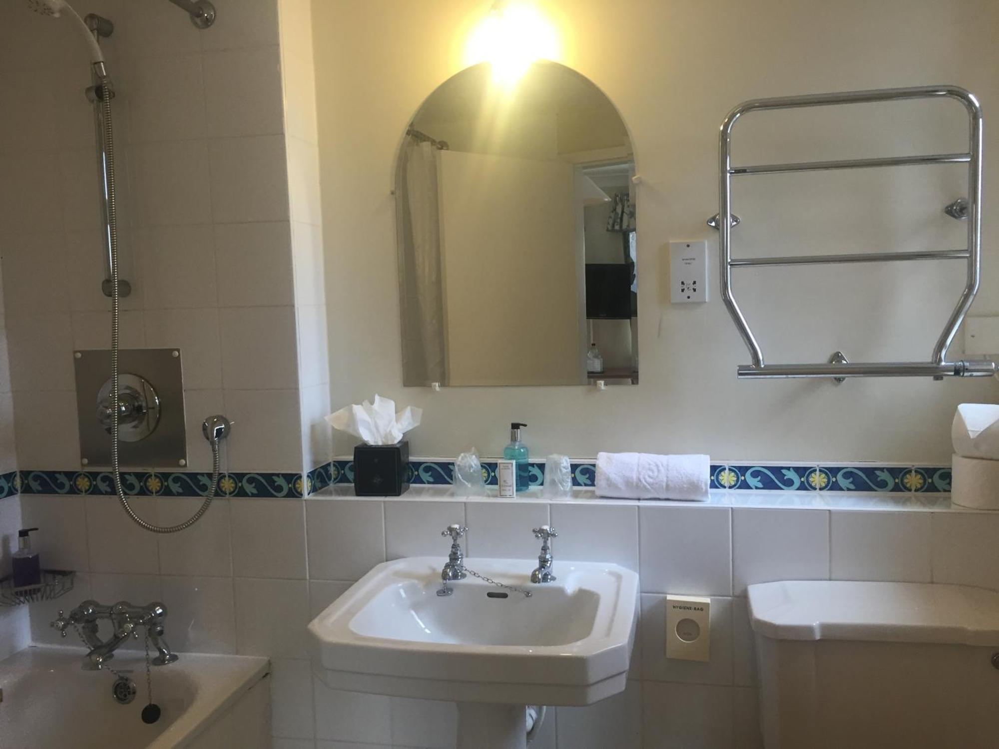 Double Room with Four Poster Bed,1208634196:JPEG