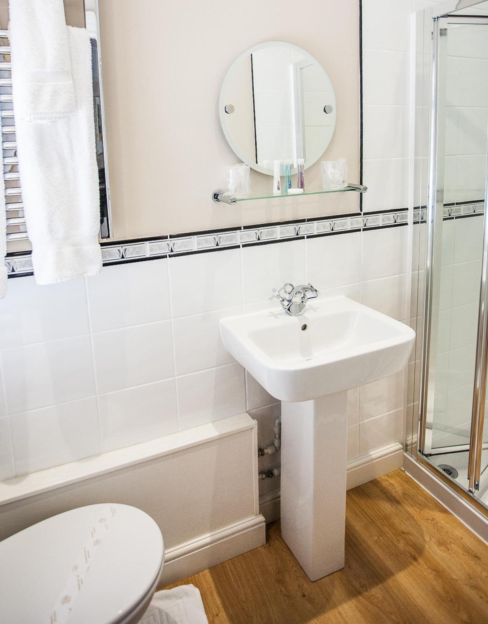 Deluxe Double or Twin Room,701117272:JPEG