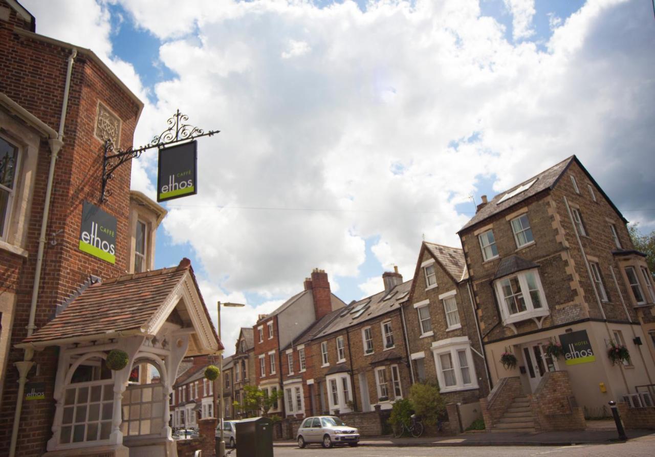 Two-Bedroom Apartment,719233492:JPEG