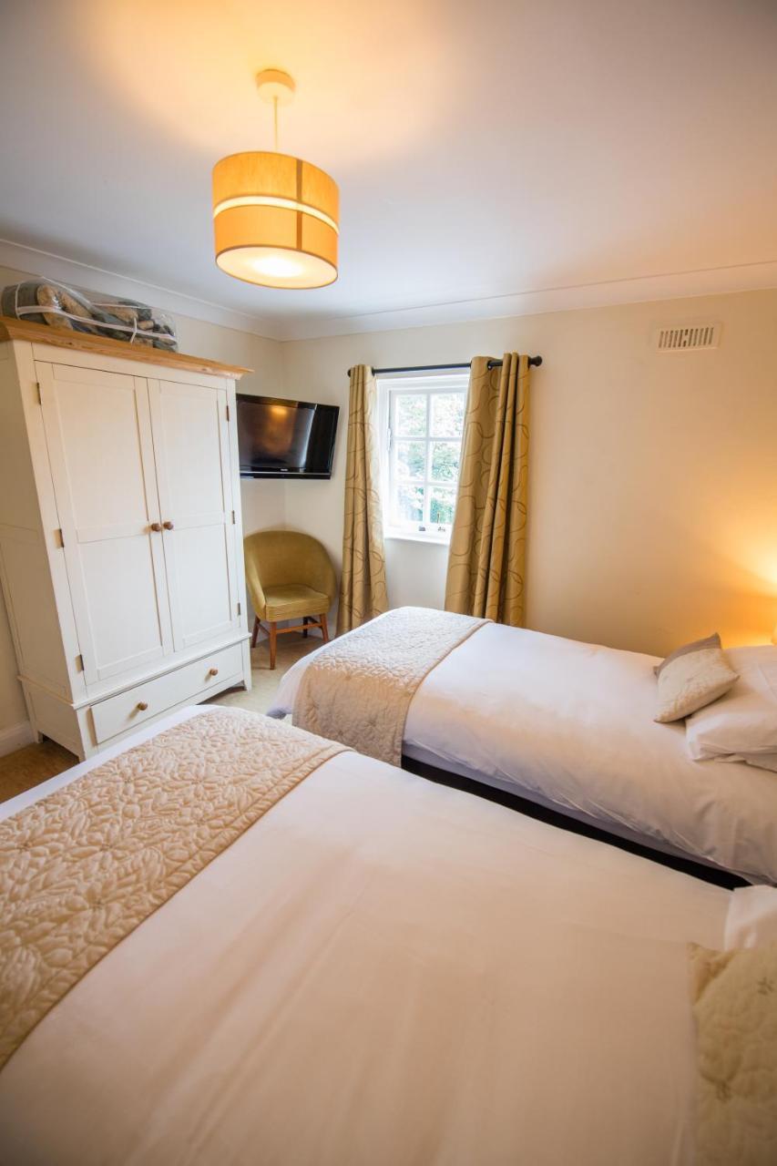 Twin Room,1318880329:JPEG