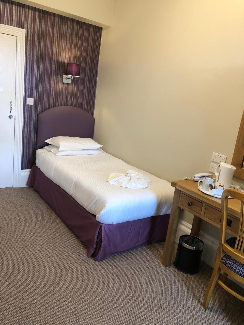Refurbished Single Room