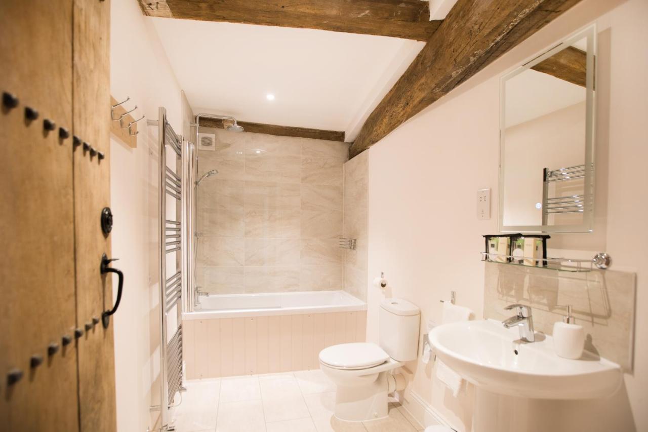 Family Suite x 5