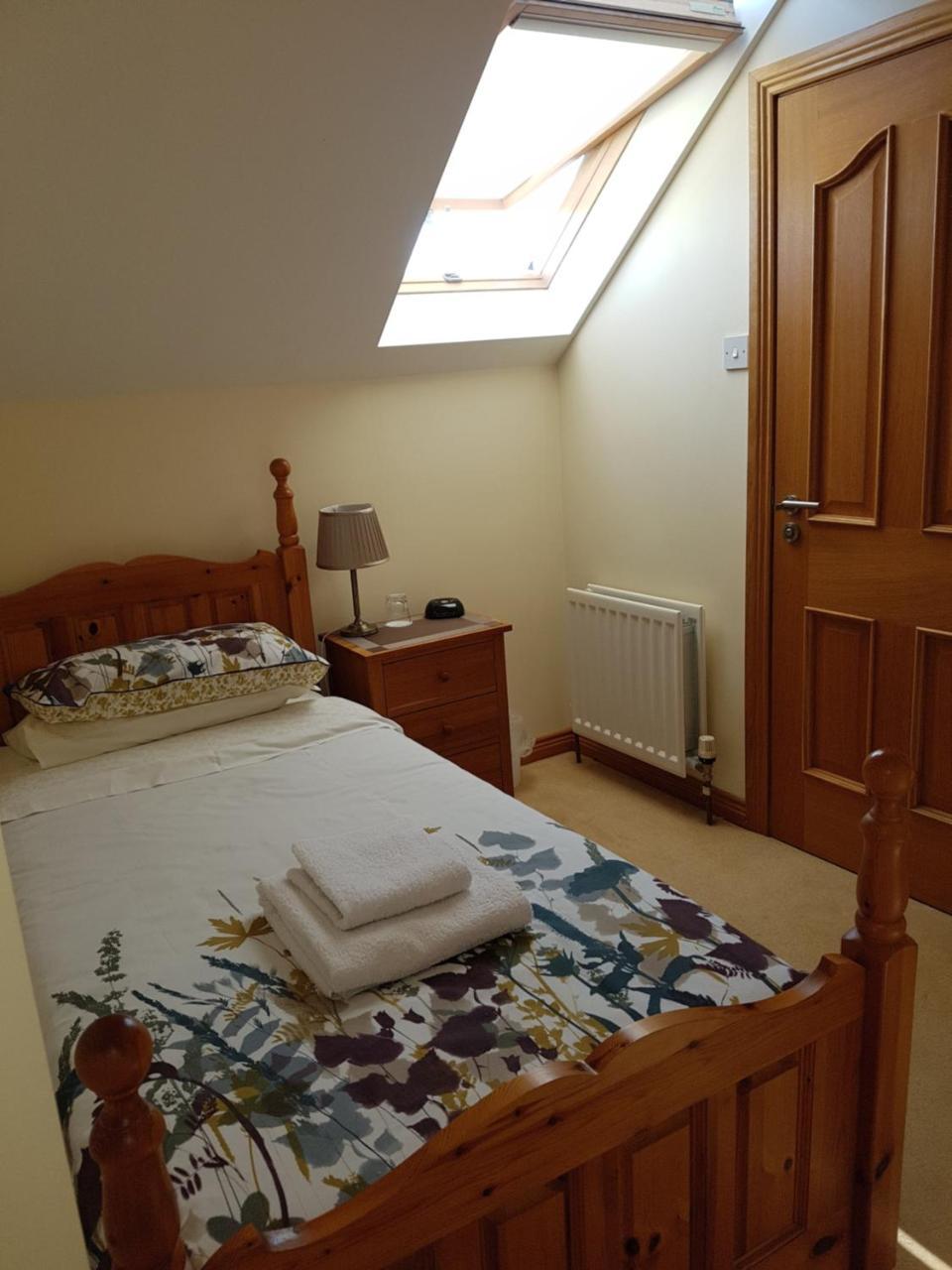 Single Room with Private Bathroom
