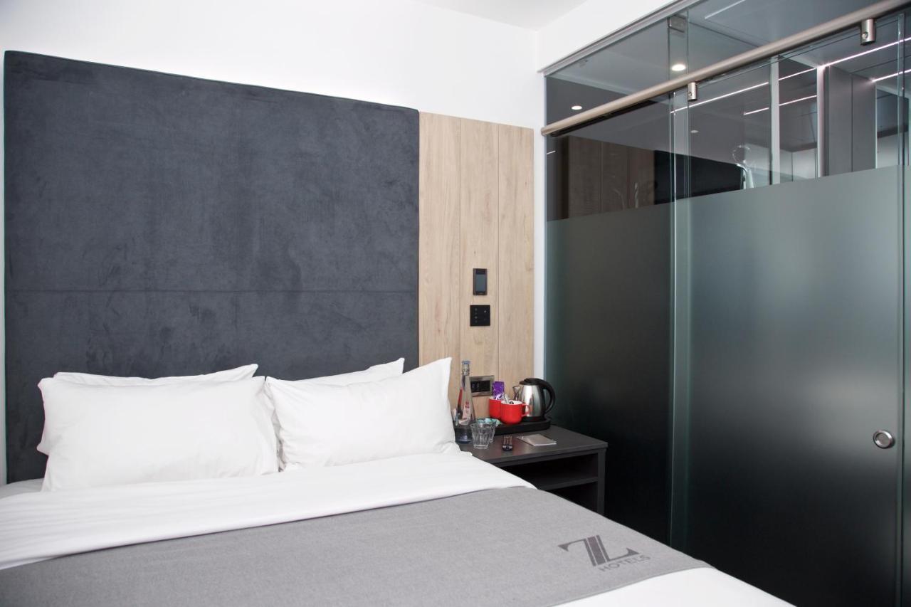 Queen Room - No Window,743906353:JPEG