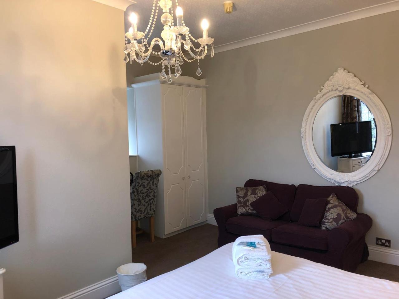 Chambre Lit King-Size avec Salle de Bains Privative