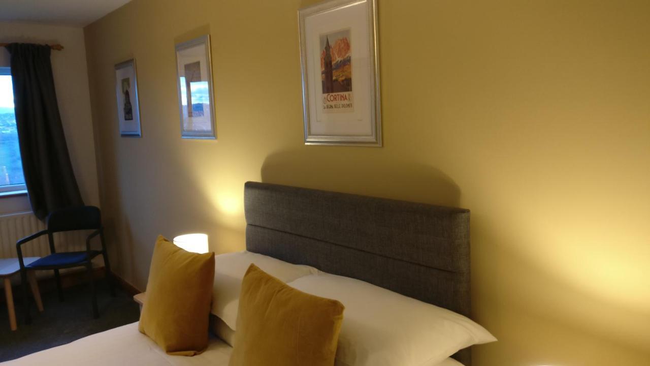 Double or Twin Room Bathroom,749525174:JPEG