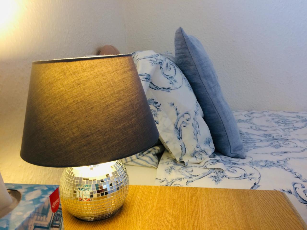 Chambre Lits Jumeaux avec Salle de Bains Commune
