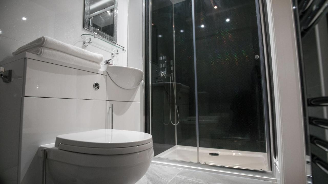 Deluxe Double Room,757202827:JPEG