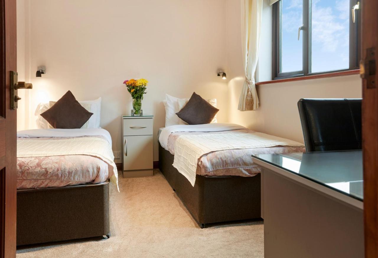 Quarto Standard com 2 Camas de Solteiro