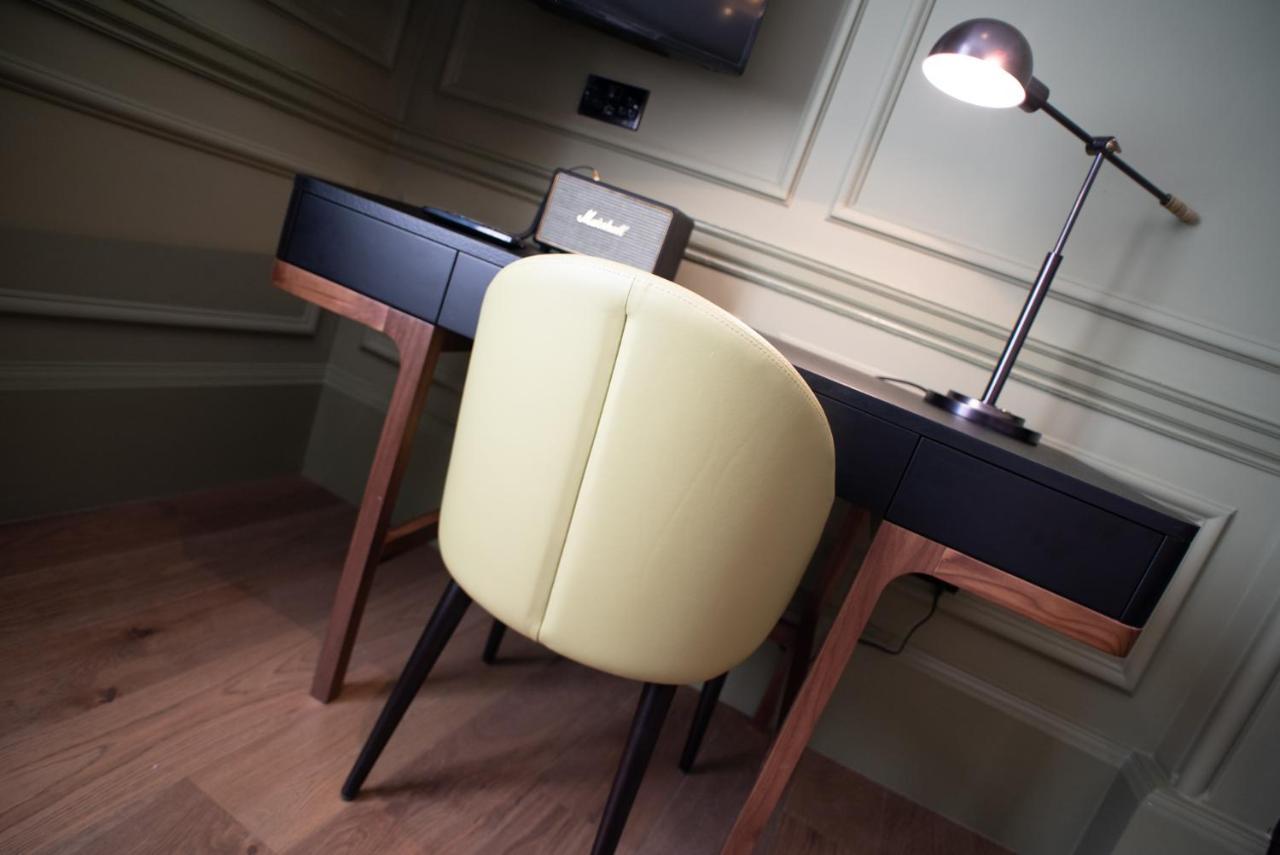 Deluxe Double or Twin Room,779342358:JPEG