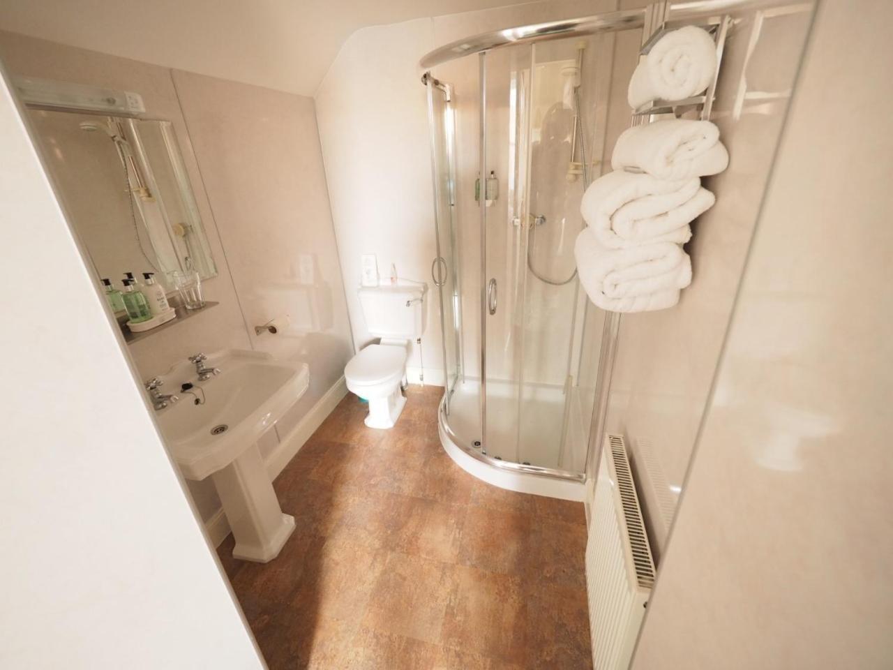 Superior King Room,766797874:JPEG