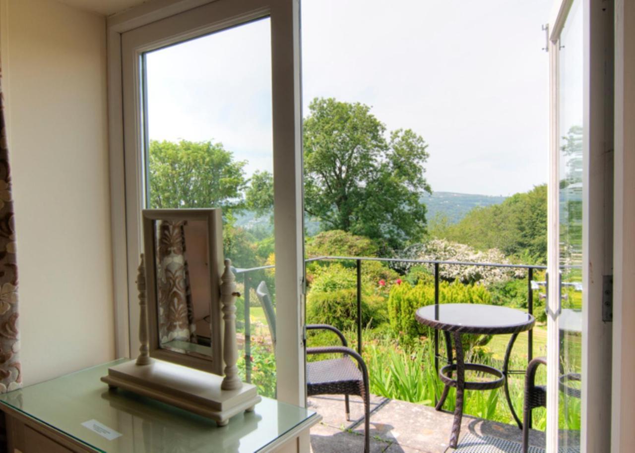 Classic Double Room,1215547660:JPEG