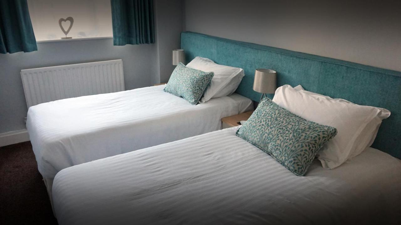 Super King or Twin Room with Bath,769557232:JPEG