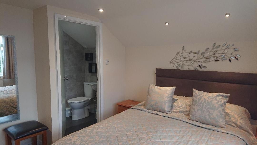 Deluxe Double Room,775142170:JPEG