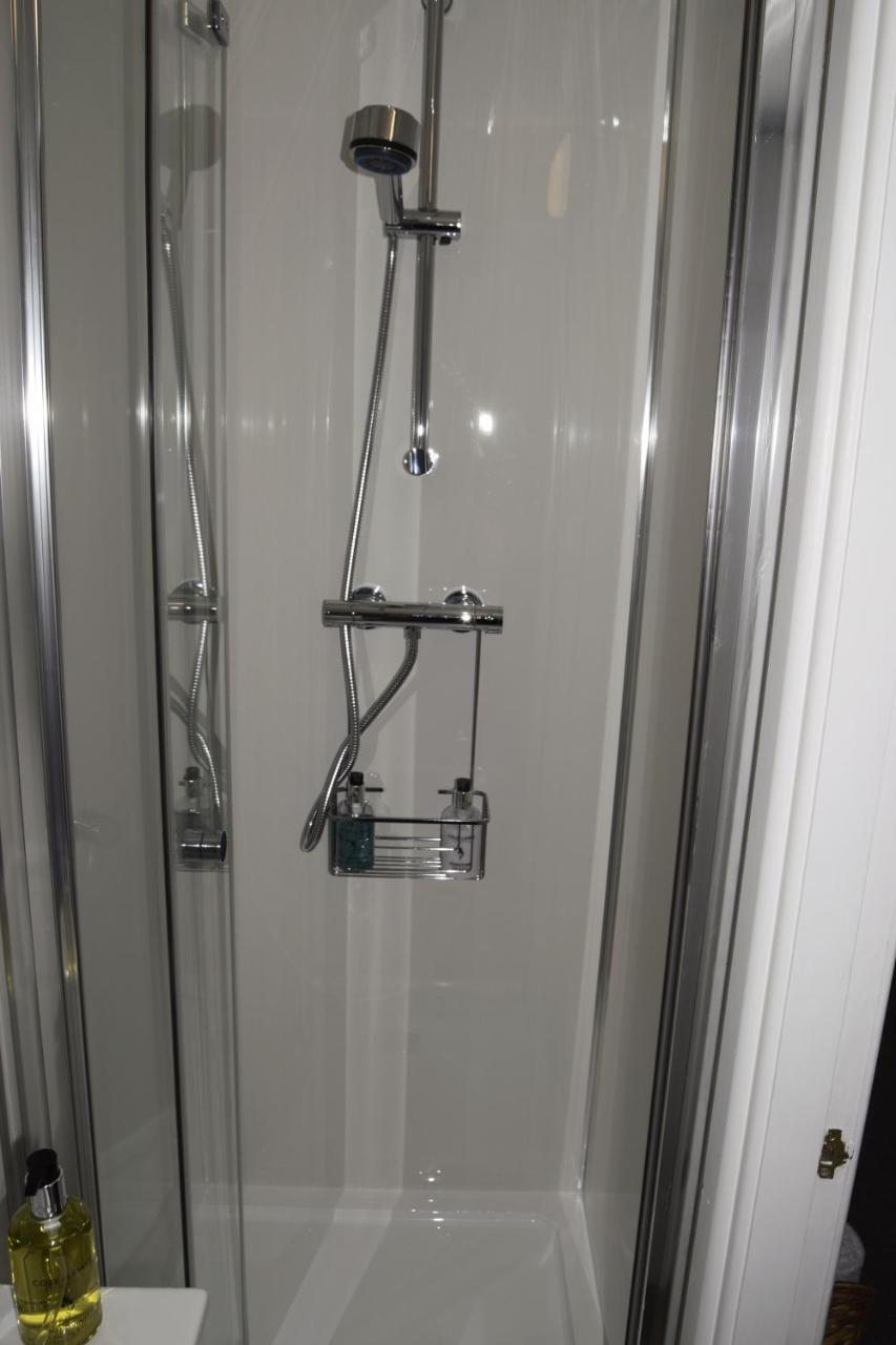 Triple Room,770203411:JPEG