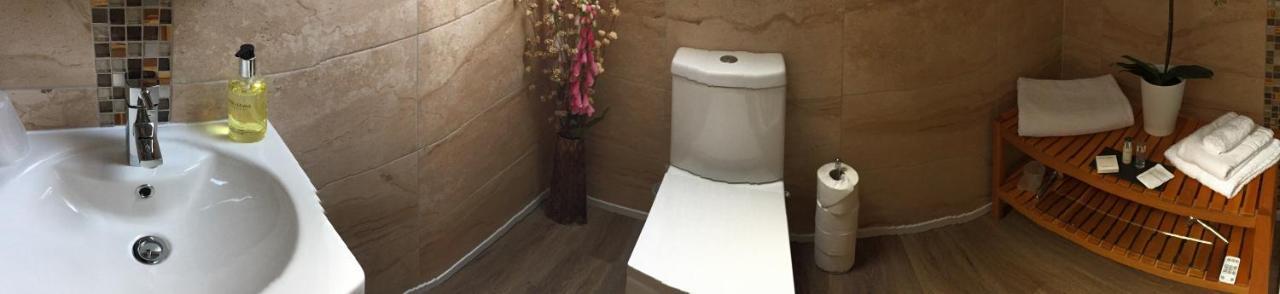 Single Room with Private Bathroom,771400012:JPEG