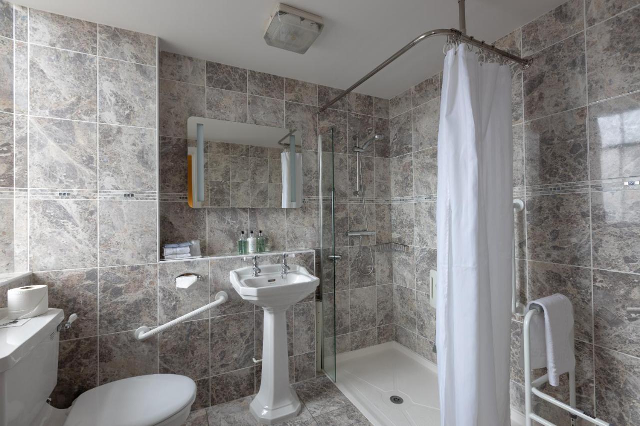 Double Room,775661221:JPEG