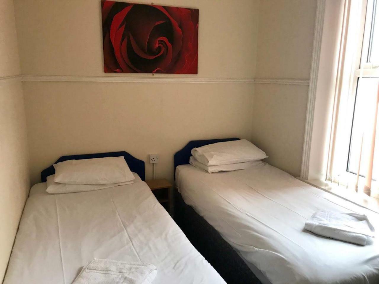Twin Room with Private Bathroom,1255153216:JPEG