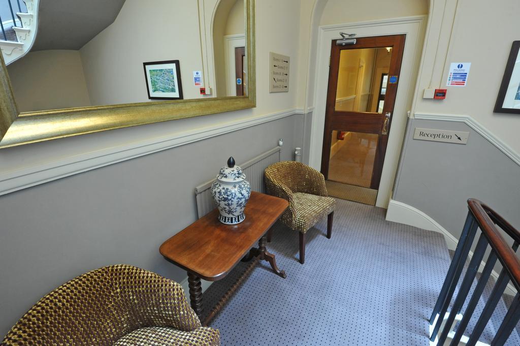 Twin Room with View