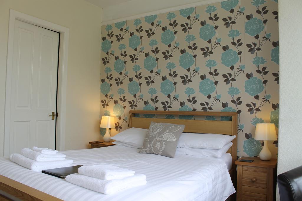 Classic Double Room with Lake view,79074915:JPEG