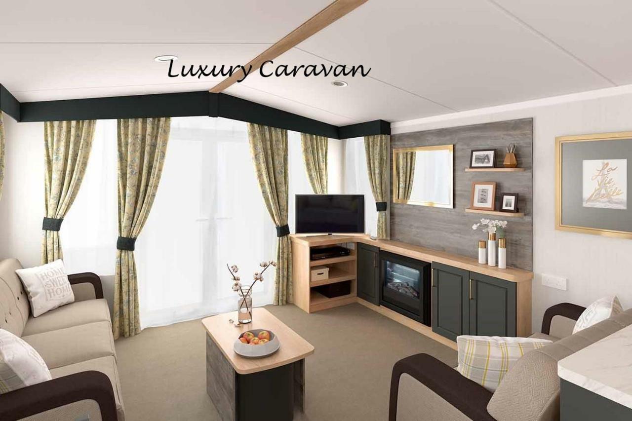 Caravan,805337037:JPEG