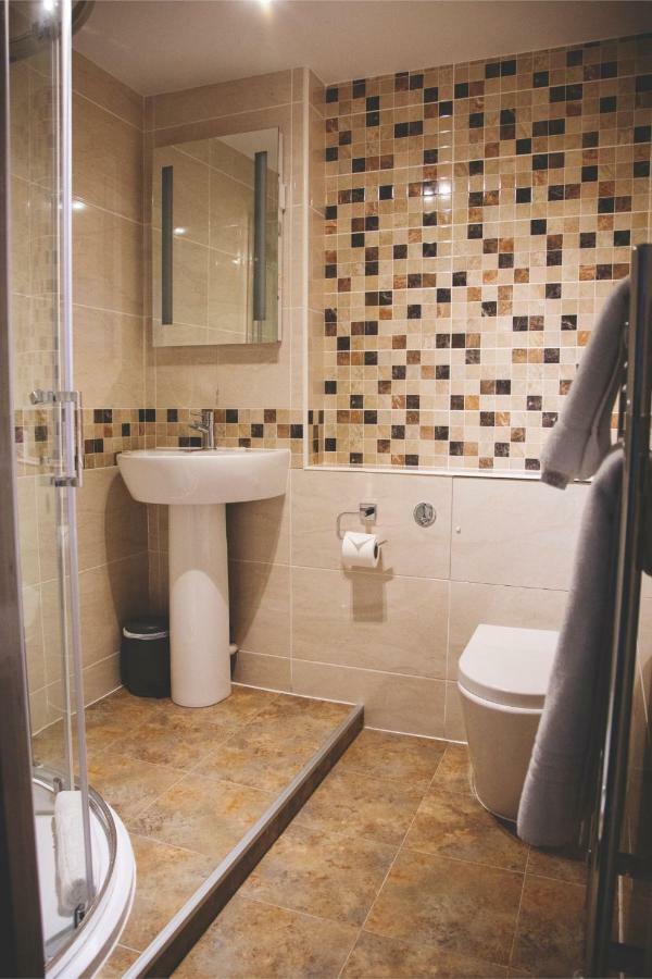 Superior King Room with Private Bathroom