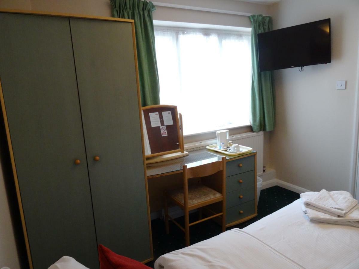 Chambre Simple avec Salle de Bains Commune