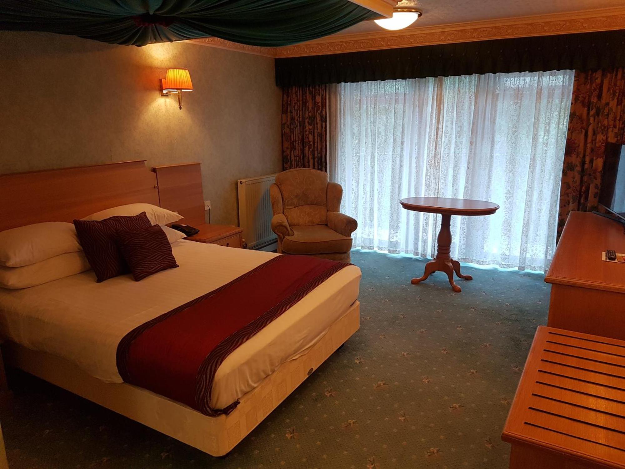 Classic Double Room