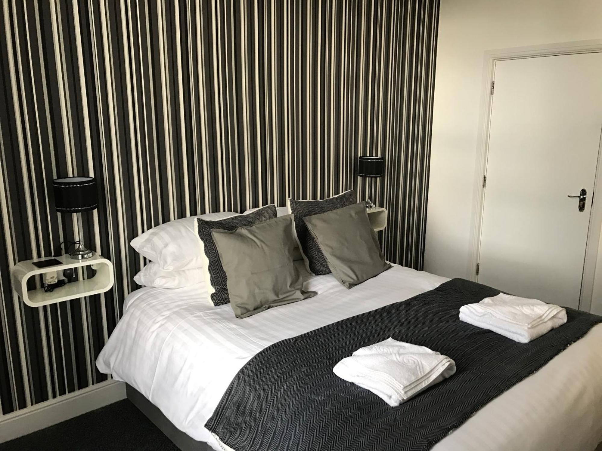 Deluxe King Room,821910641:JPEG