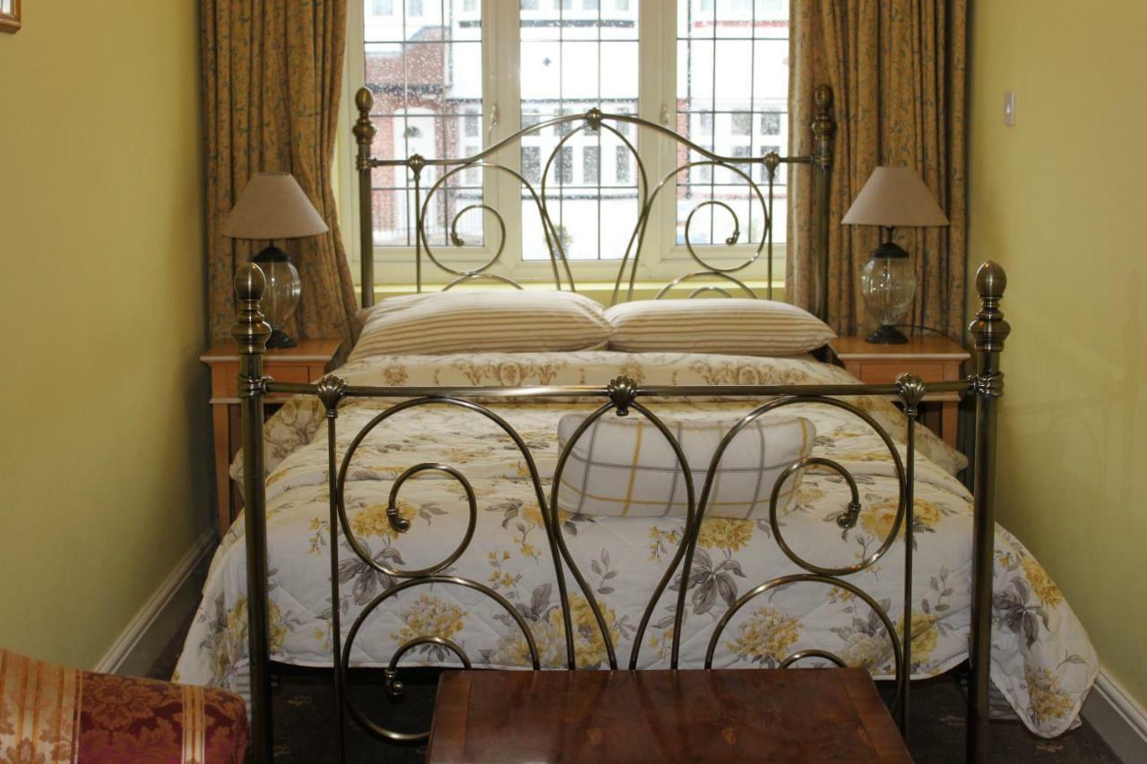Standard Double Room,829230905:JPEG
