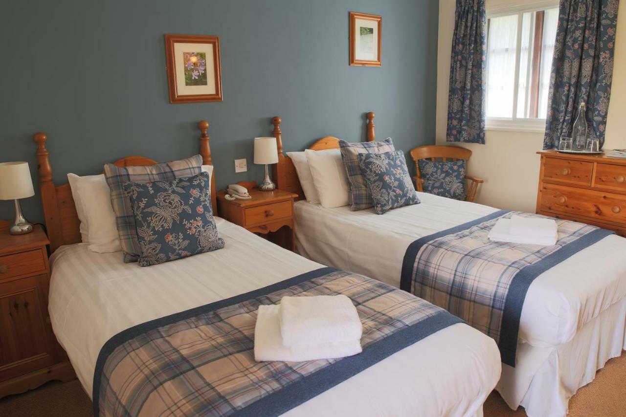 Standard Twin Room with Garden View
