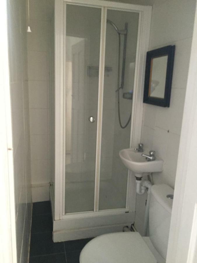Deluxe Double Room with Shower