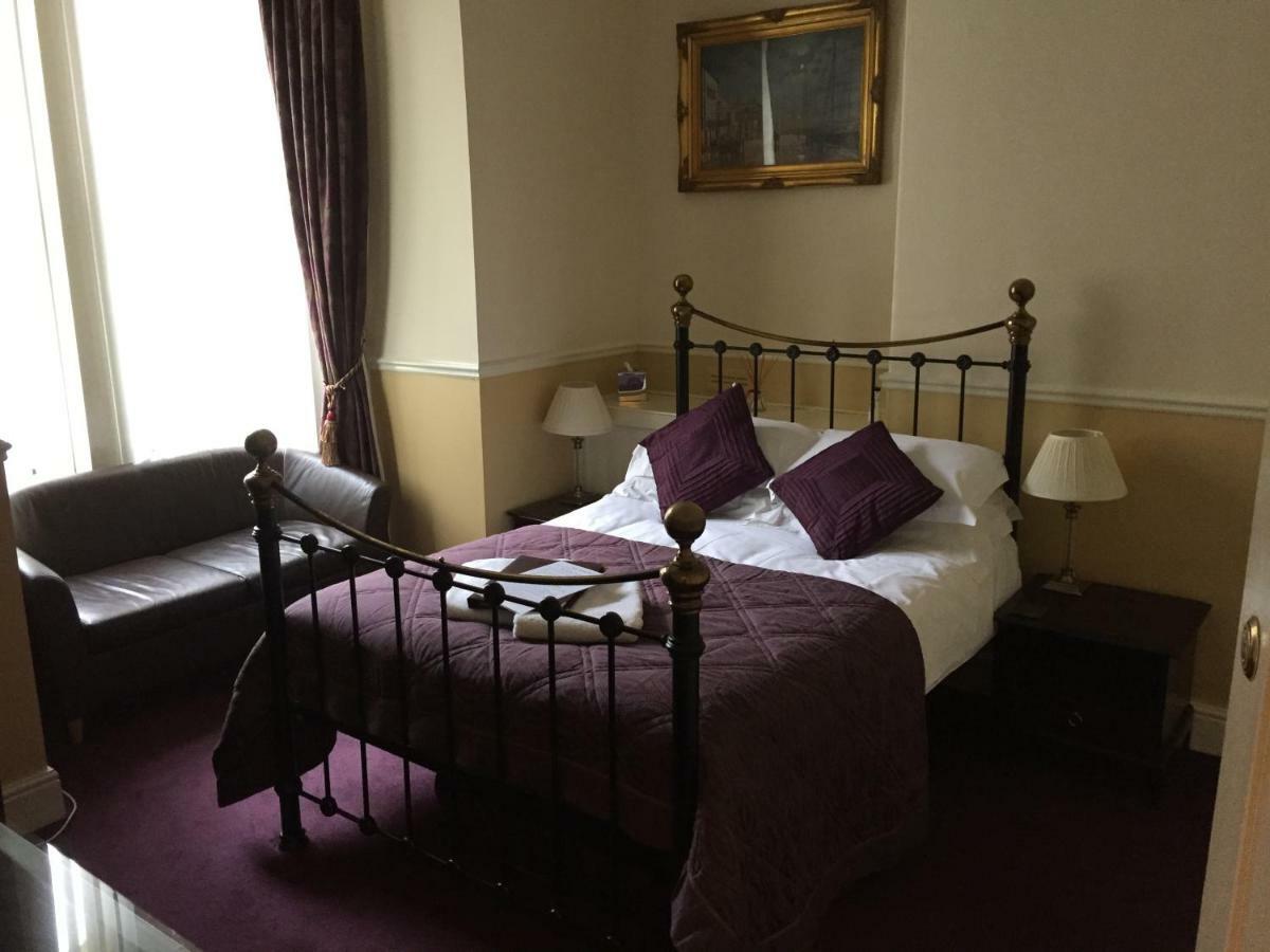 Double Room (R1 Ground Floor)