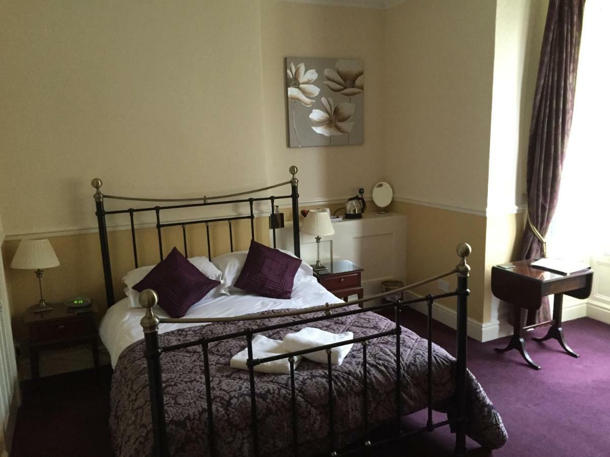Double Room (R2 Ground Floor)