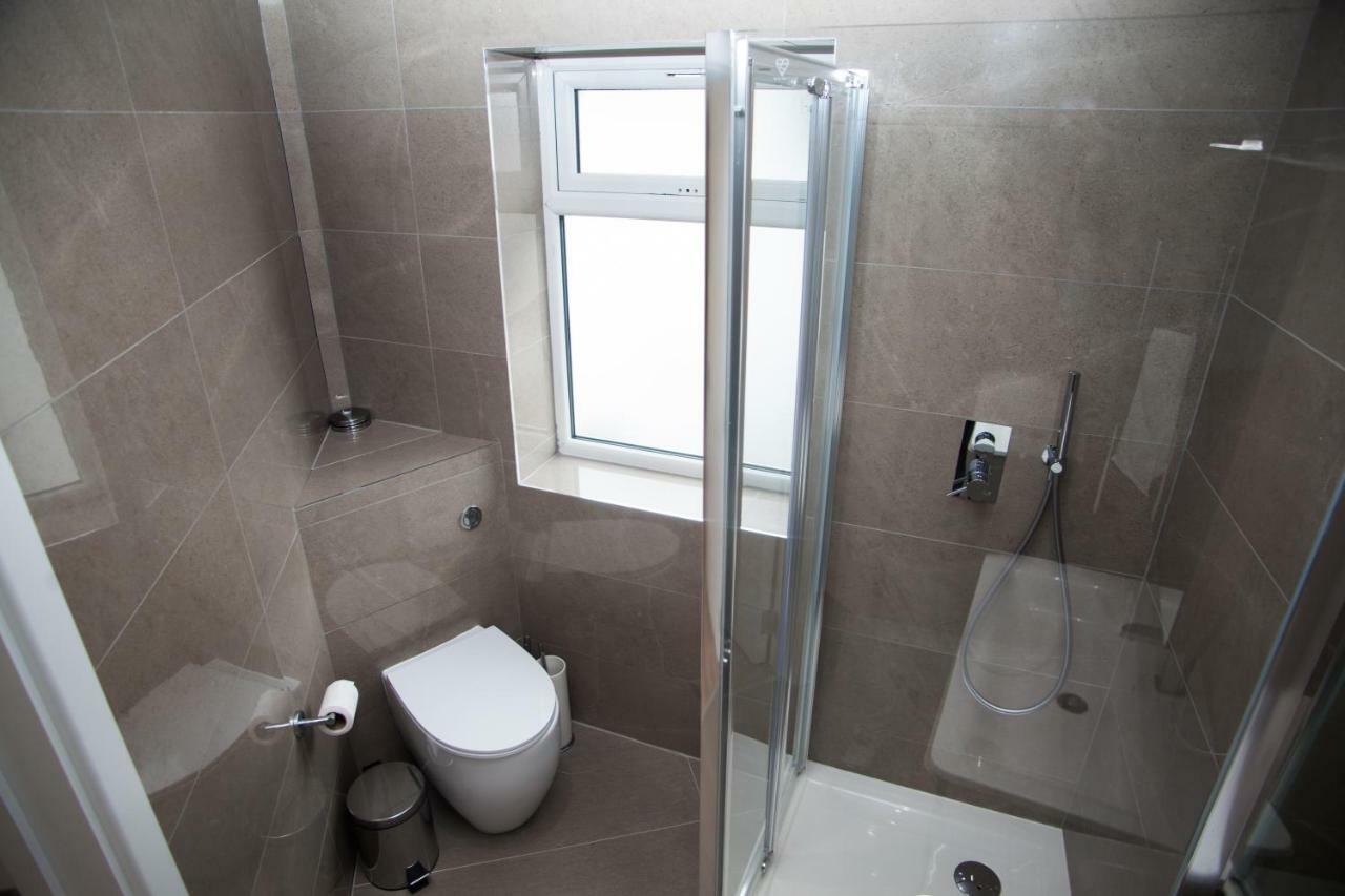 Single Room with Shower